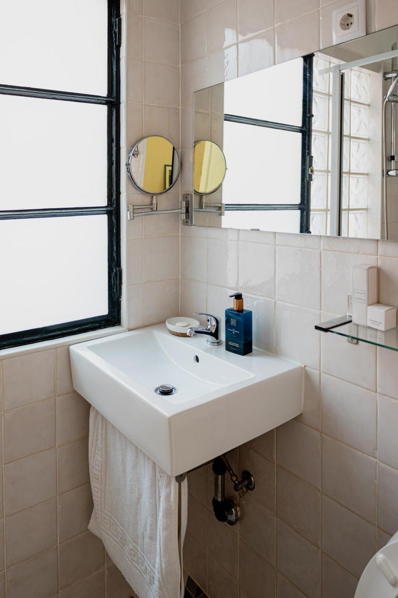 Angels Homes-N27, 3ºfloor - Bairro Tipico, Centro Lisboa Екстериор снимка